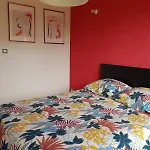 9 Pers 160 M² +jardin- 10mn Nantes -30mn