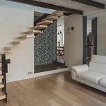9 Pers 160 M² +jardin- 10mn Nantes -30mn