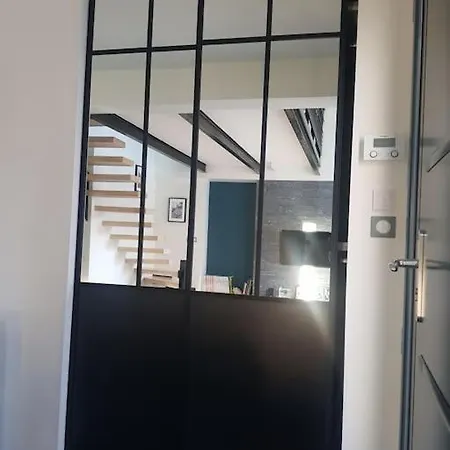 9 Pers 160 M² +jardin- 10mn Nantes -30mn * Bouguenais