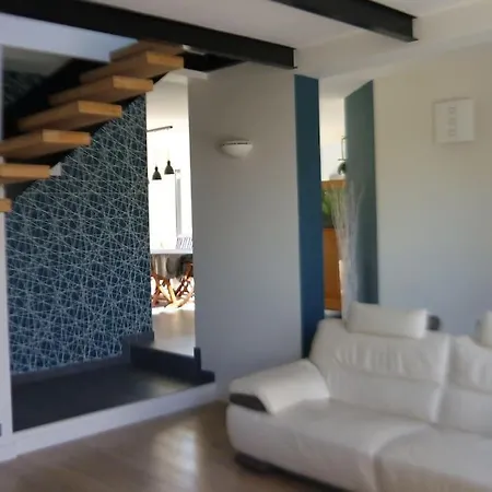Holiday home 9 Pers 160 M² +jardin- 10mn Nantes -30mn *