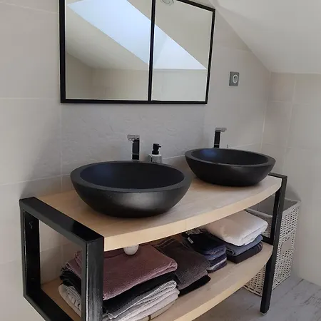 9 Pers 160 M² +jardin- 10mn Nantes -30mn Dom wakacyjny *