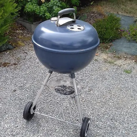 9 Pers 160 M² +jardin- 10mn Nantes -30mn *