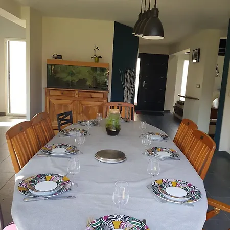 Сasa de vacaciones 9 Pers 160 M² +jardin- 10mn Nantes -30mn *