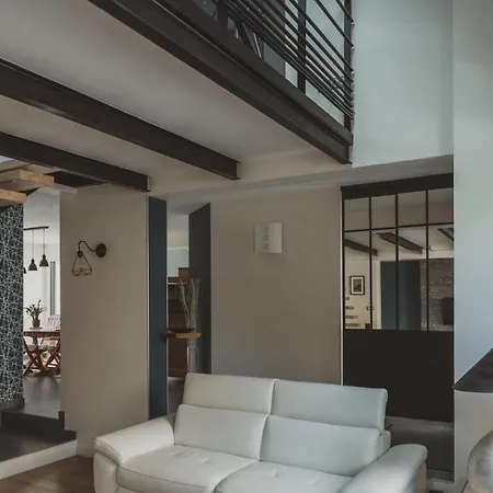 9 Pers 160 M² +jardin- 10mn Nantes -30mn Dom wakacyjny